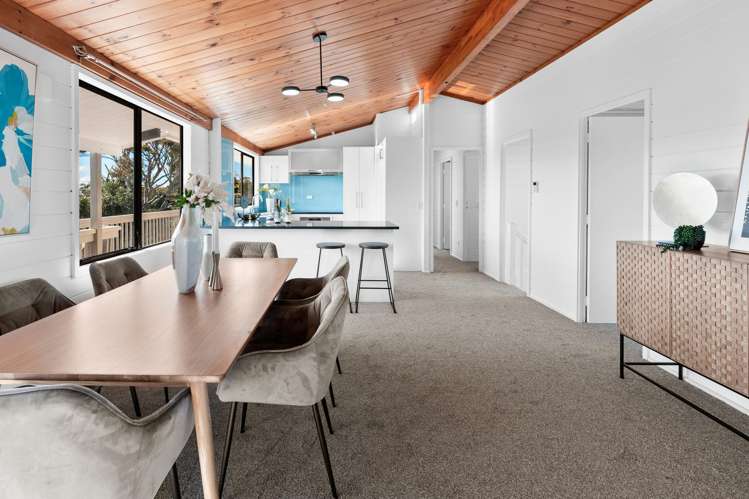 209 Carnoustie Drive Wattle Downs_18