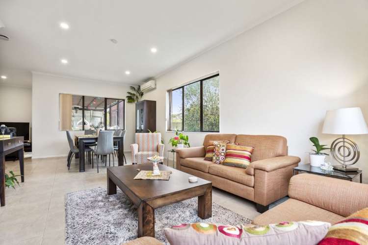 64 Black Teal Close Unsworth Heights_8