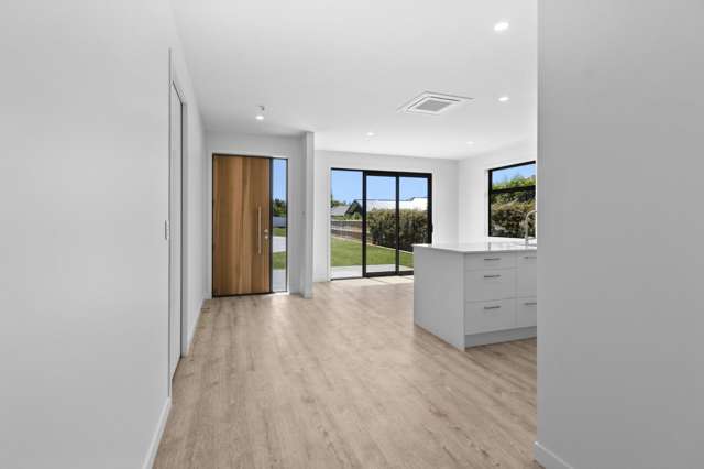 18/102 Swayne Road 11373_1