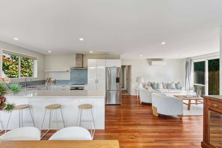 18A Derrett Place Saint Martins_11