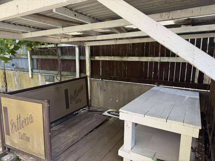 190 Universal Drive Henderson_12