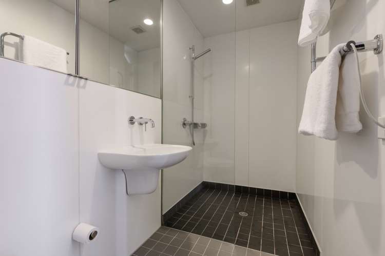 18e Fisher-Point Drive Auckland Central_7