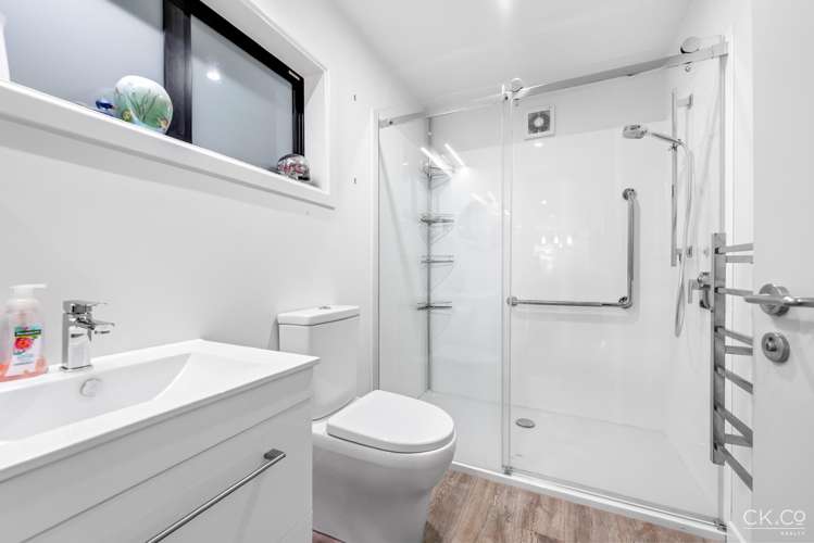 12 Roman Close Silverstream_22