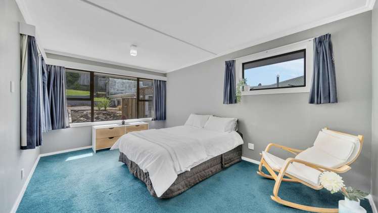 54 Waldron Crescent Green Island_11