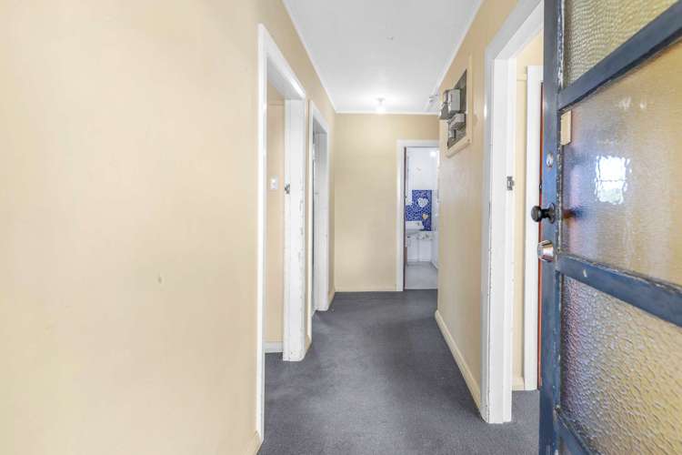 616 Featherston Street_1
