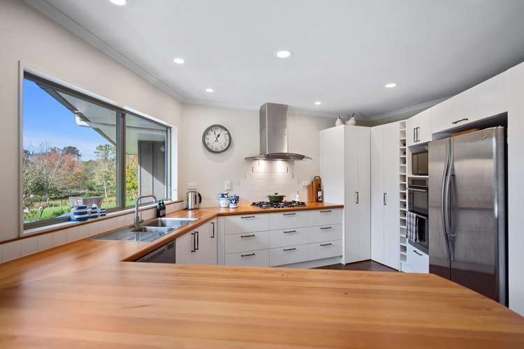 19 Valley Road Waitoki_6