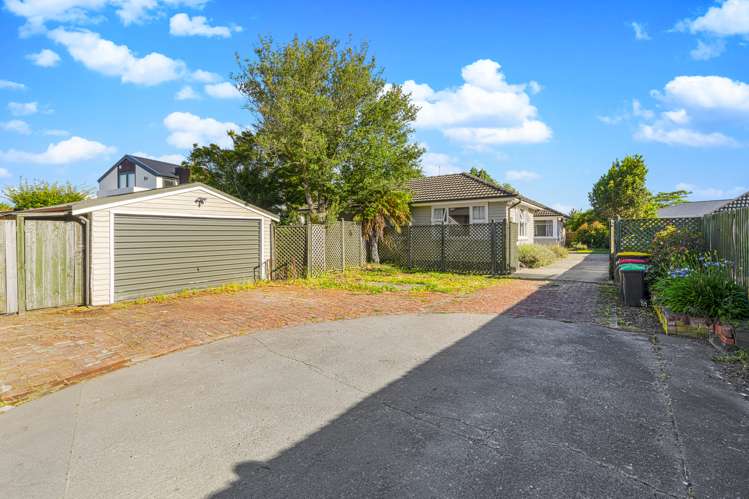 2/70 Peer Street Upper Riccarton_2
