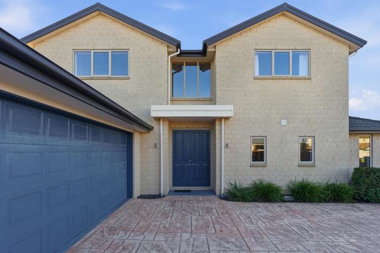 25 Applefield Court Northwood_32