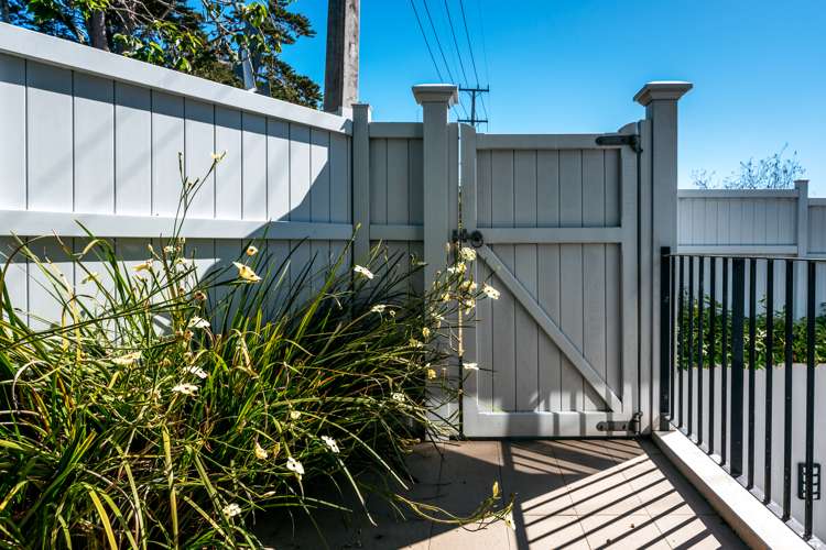 2 Church Bay Road Oneroa_19