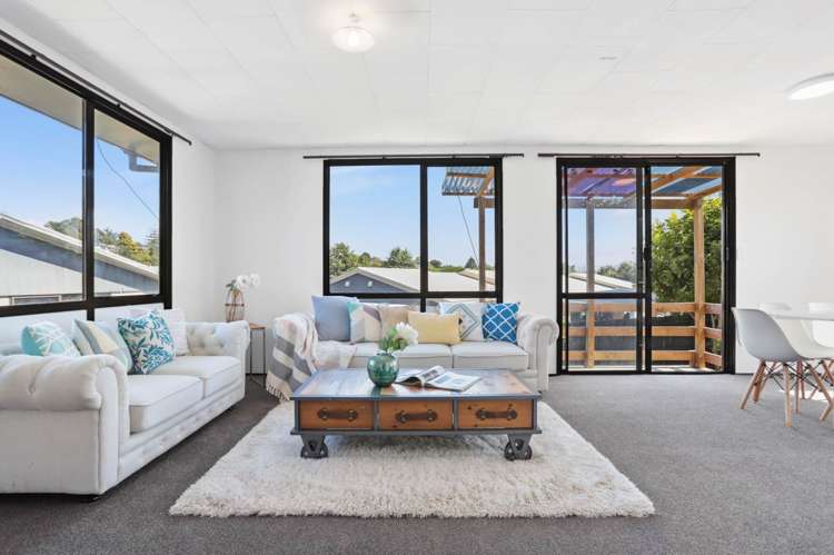 1/22 Starforth Place Henderson_3