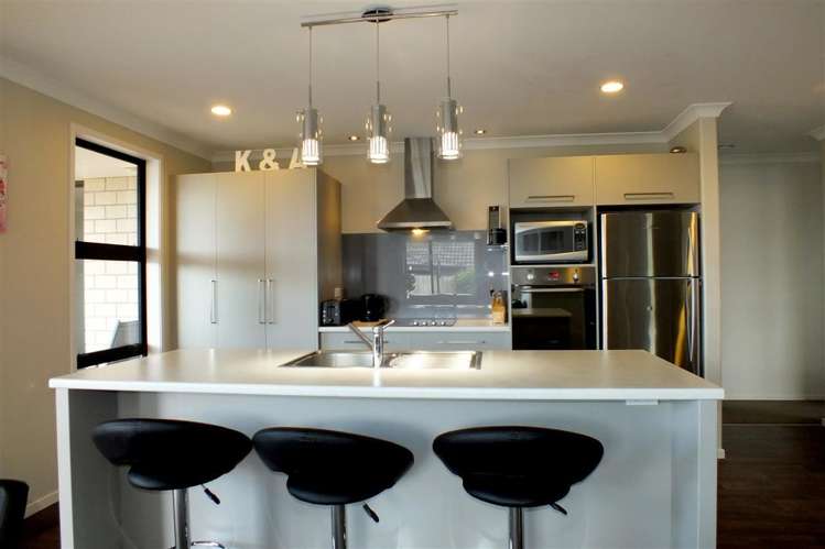 12 Galloway Crescent Pyes Pa_5