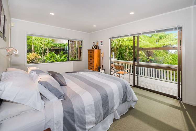 49 Rosecamp Road Beach Haven_12