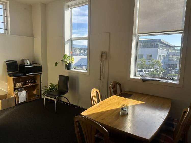 GF, 123 Devon Street East New Plymouth_5