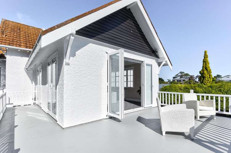 3 Brassey Road Saint Johns Hill_28