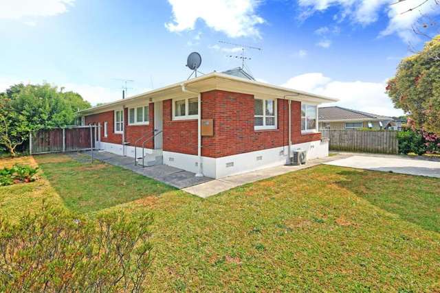 1/218 Pakuranga Road Pakuranga Heights_3