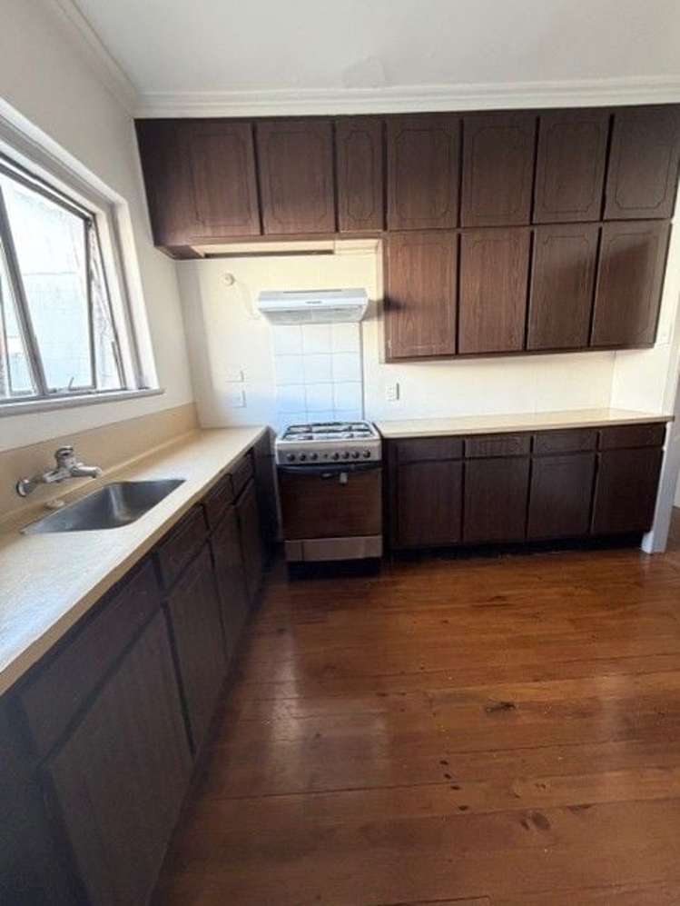 4/145 Carlton Gore Road Newmarket_2