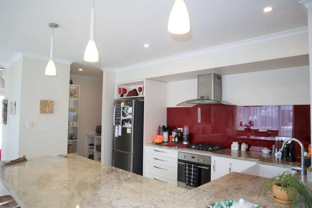 8 Jessie Rise Riverhead_4