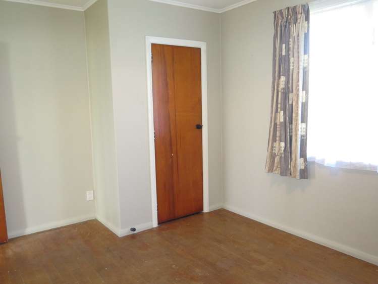 3 Tweedy Street Marchwiel_11