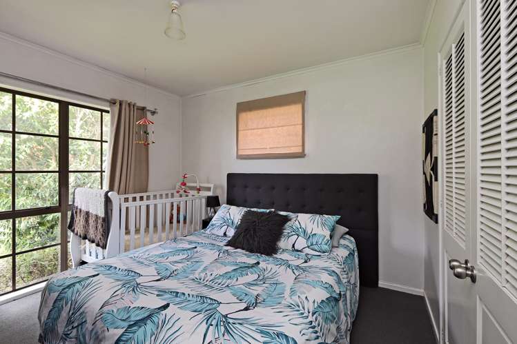 53 Flanders Avenue Onekawa_6