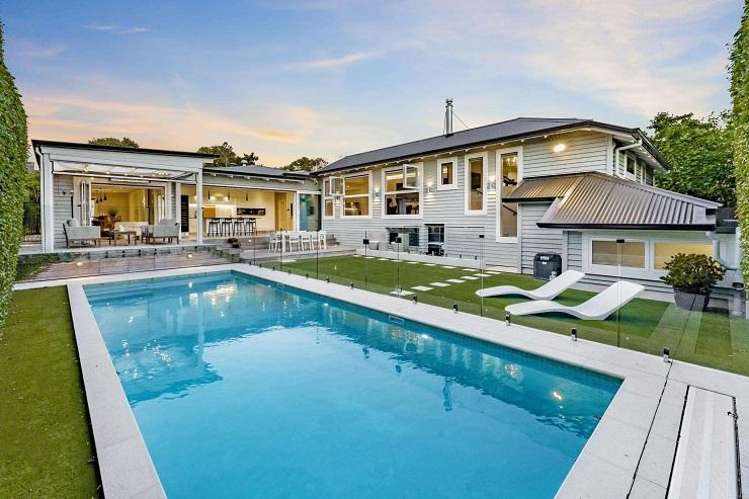 Auckland bungalow sells for more than $8m in just two weeks