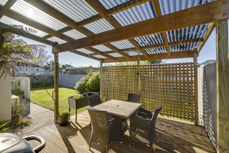 708 Massey Street Akina_16