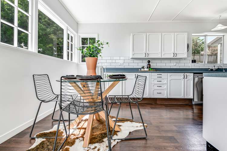 27 Hinton Avenue Forest Lake_14