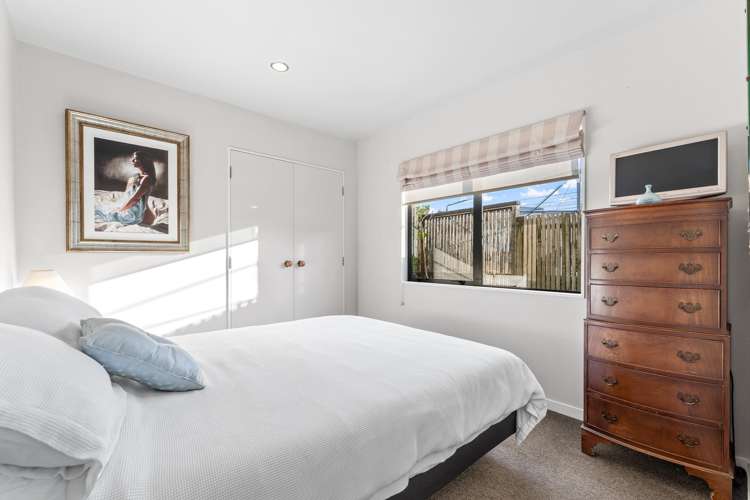 5 Riverside Drive Point Wells_15