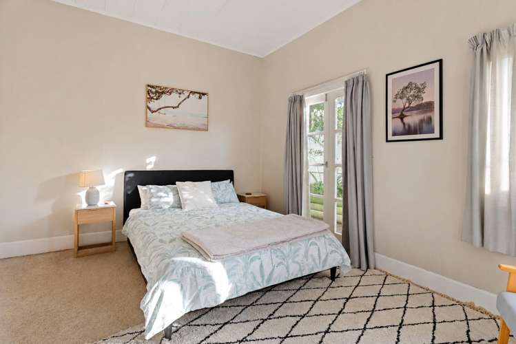 56 Freyberg Street Lyall Bay_9