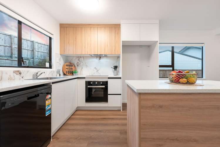 2/17 Landsdale Place_4