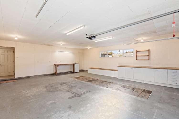 14a Boulevard Drive Merrilands_25