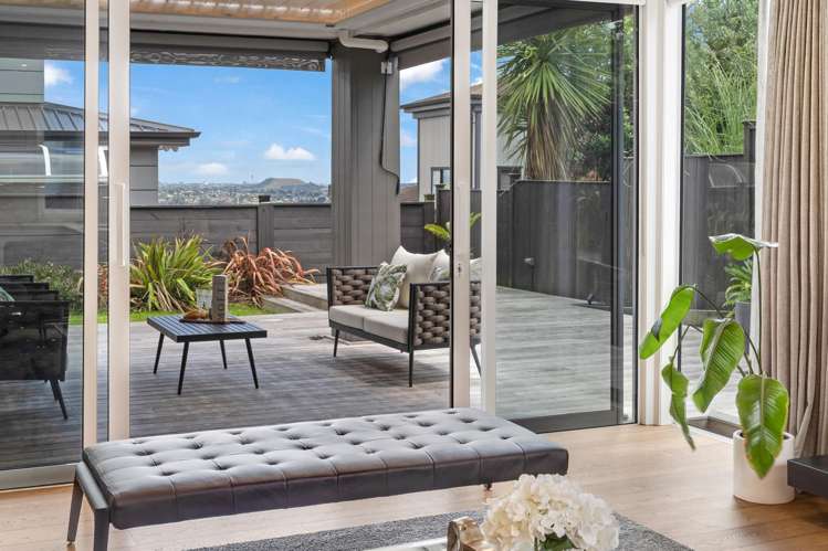 62 Armstrong Farm Drive East Tamaki Heights_10