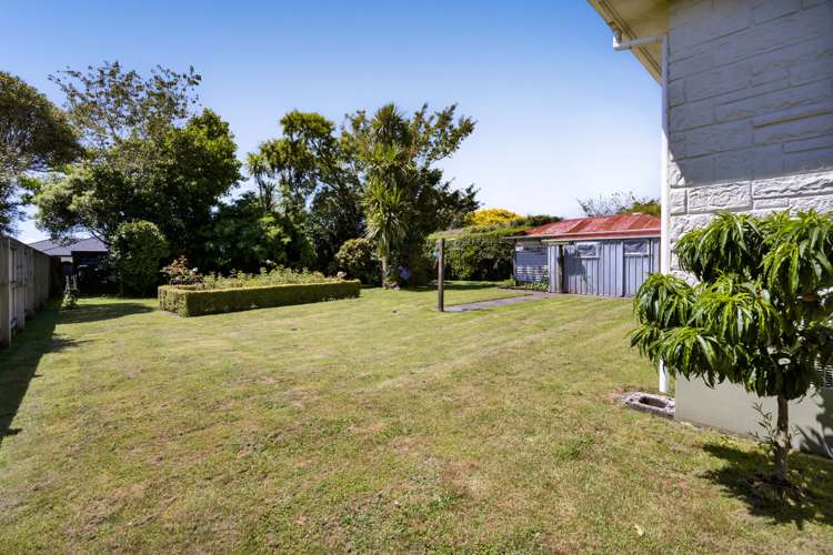 114 Brecon Road Stratford_33