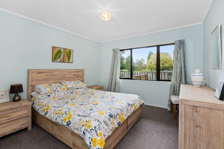 8 Eliot Place Leamington_15