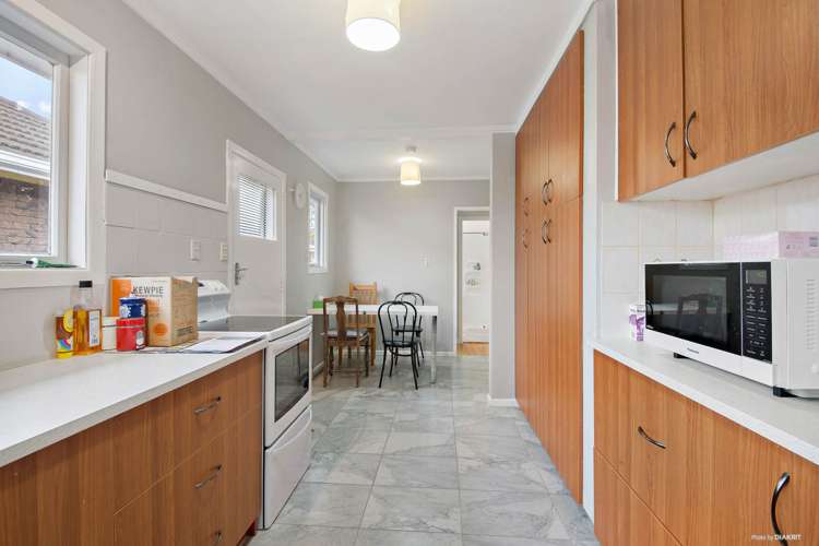 61 Taioma Crescent Te Atatu Peninsula_9