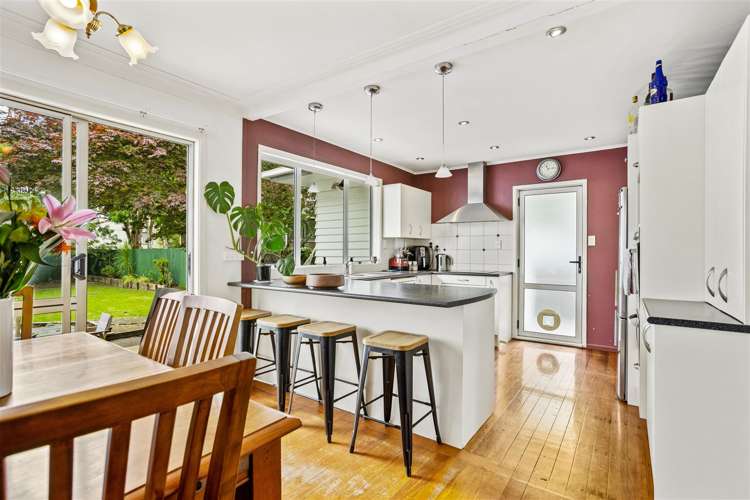 5 Kaurilands Road Titirangi_21