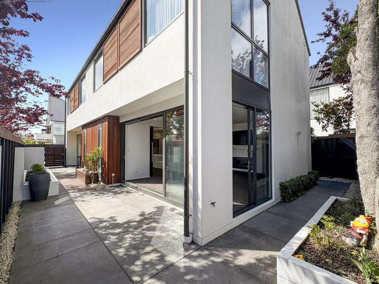 49 Gracefield Av Christchurch Central_18