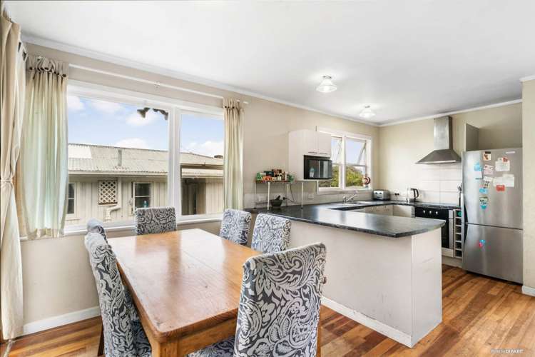 21 Kelkirk Street Kelston_9