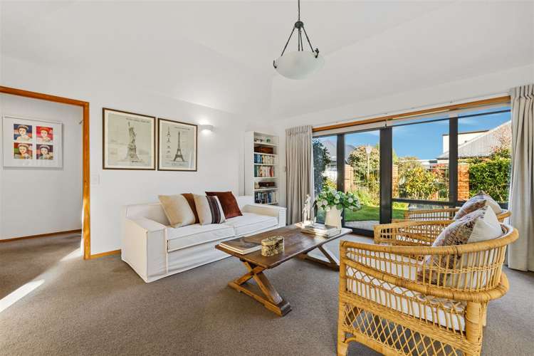 2 Royal Elm Lane Bryndwr_6