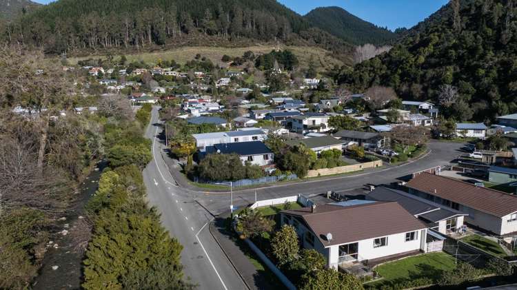 2 Burn Place The Brook_18