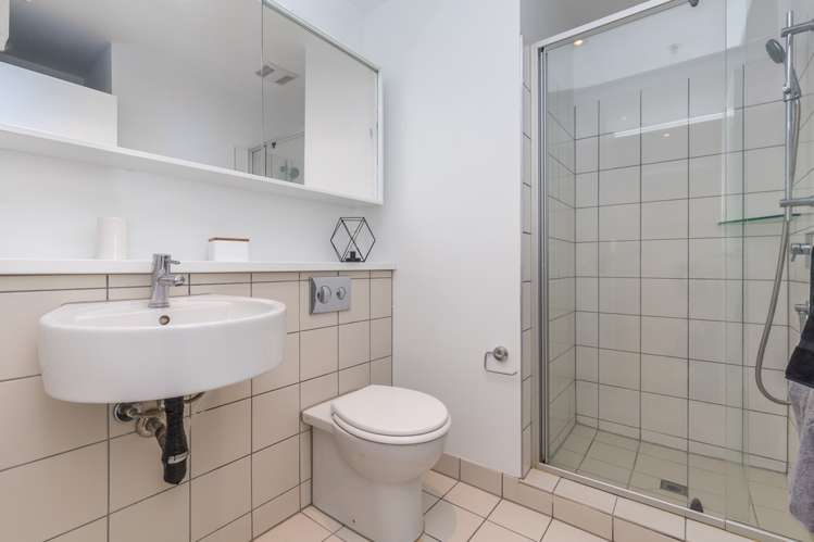 2h/16 Gore Street Auckland Central_14