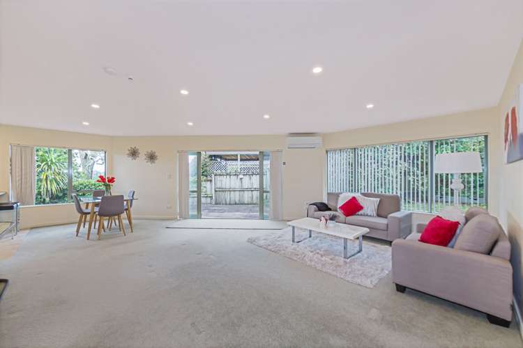 2/115 Arran Road Browns Bay_4