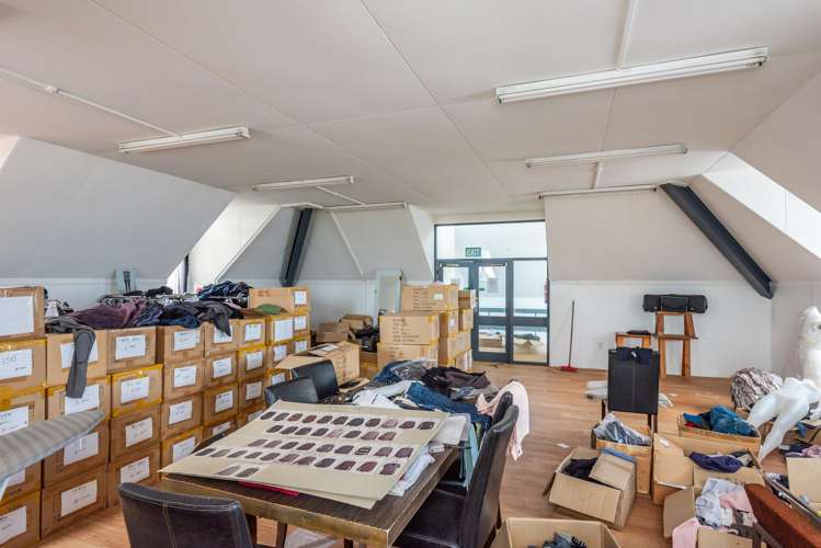 Rear unit/108 Cambridge Street South Levin_8