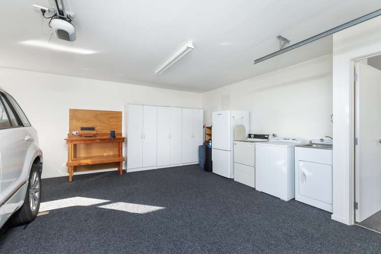 21 Highview Drive Wakatu_11