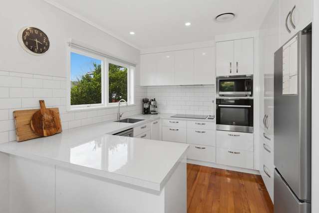 8 Crawford Crescent Kamo_3