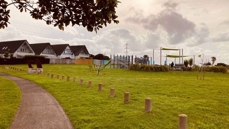 38 Earnslaw Crescent Clover Park_20