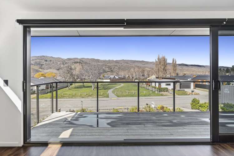 57 Stratford Drive_0