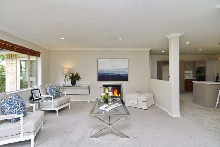 10 Woodhurst Drive Casebrook_11