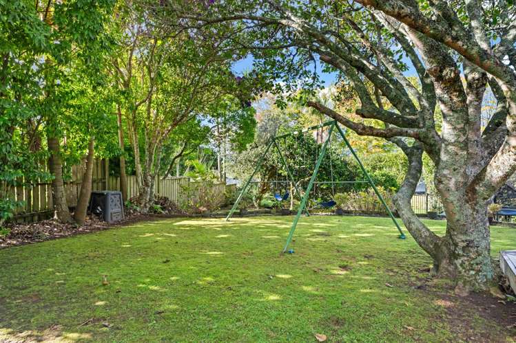 6 Fairway Drive Te Kamo_20