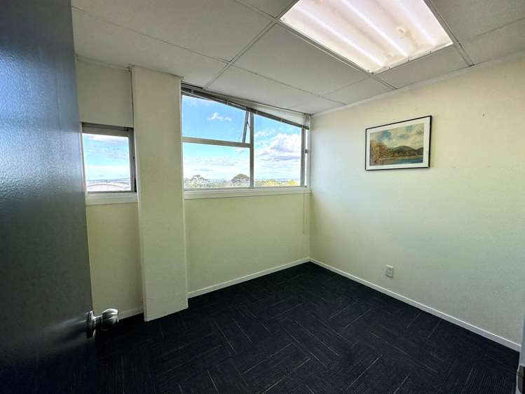 Birkenhead Avenue Birkenhead_7