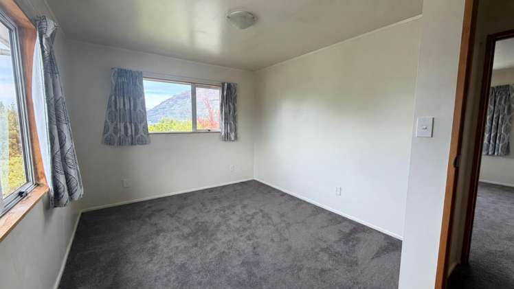  672 Peninsula Road Kelvin Heights_9
